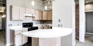 Greenhouse Gallery 29