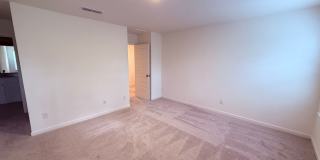 Mebane / Townhouse Gallery 14
