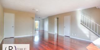 Gorgeous townhouse in a quiet 6-unit gated complex Gallery 13