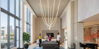 VIV Gallery 37