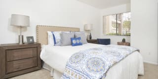 The Knolls Apartment Homes Gallery 28