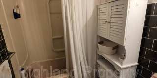 520 NE Maple St Gallery 24