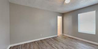 5116 East 28th Avenue Gallery 10