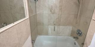 Beautiful Garden Apartment, Move in Condition Gallery 12