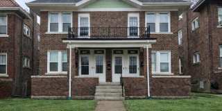 5042 Pernod Avenue Gallery 1