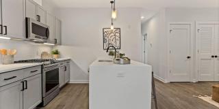 2612 University Place Northwest Gallery 14