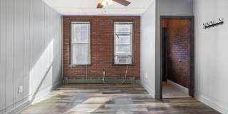 3218 E THOMPSON Street Gallery 1