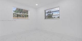 810 SW 14th Ct Gallery 14