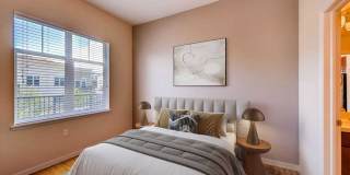 Violet on Broadway Apartment Homes Gallery 17