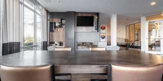 605 West End Gallery 18