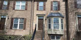 Amazing Three Bedroom Townhome in Southend! Gallery 3