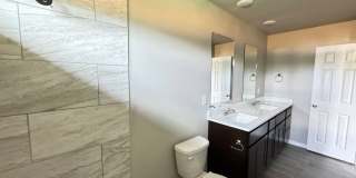 1616 Indian Trail Gallery 17