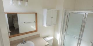 3 Bed Updated Condo Gallery 15