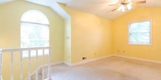 2 Blocks from Campus - 3BR Move in ready now for August 2026! Gallery 13