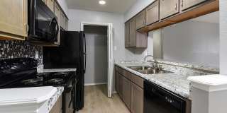Stoneleigh Apartments Gallery 23