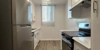 Tarzana Five Apartments Gallery 56