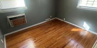 12731 W Parkway Street Gallery 20