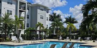 Lola Apartments Gallery 5