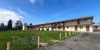 352 S Blackstone St Gallery 1