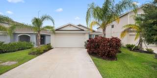 Modern 3 bedroom 2 bathroom single family home in Lehigh Acres Gallery 1