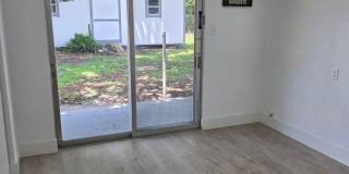 FOR RENT!!! SIMPLY STUNNING AND SPACIUS 3 BED 2 BATH SINGLE FAMILY HOME.. Gallery 35