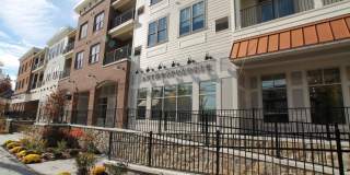 200 N SYCAMORE Street Gallery 1