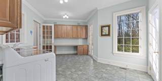 8541 OLD DOMINION Drive Gallery 31