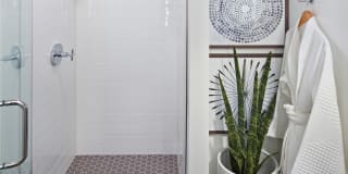 âme at Meridian Hill Gallery 8