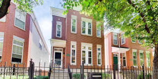 329 W Goethe Street Gallery 1