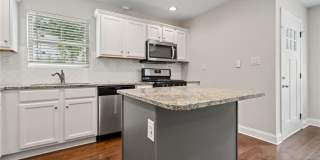 2952 Palm Drive Gallery 8