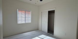 Spacious 3-Bedroom Home With RV Parking       MOVE IN SPECIAL! Gallery 7
