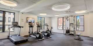 3200 Washington Gallery 8