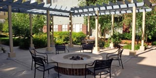 808 Berry Place Gallery 48