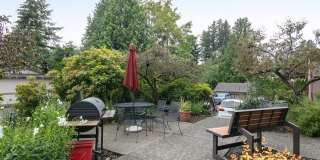 Glen Grove Gallery 12