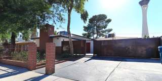 Single Story, Private Pool near the Art District Gallery 1