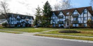 Camelot East Apartments Gallery 24