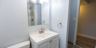 Updated one bed/one bath E Cap Condo, in-unit washer/dryer Gallery 11