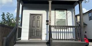 1925 ALABO Street Gallery 1