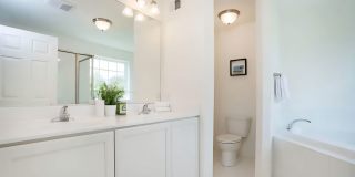 Spacious End-Unit Townhome for Rent in Meridian Crossing – 3BR, 4BA, 2-Car Garage. $3,095.00/month Gallery 19