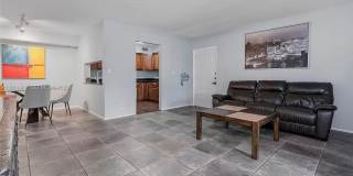 3083 N Oakland Forest Dr Gallery 6