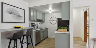 99 E 54th Street Gallery 3