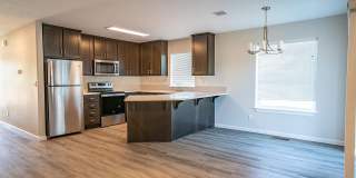 Newly Built 3 Bed / 3 Bath Duplex! $500 Amazon Gift Card! First 1.5 Month's Rent Is Free! Gallery 4