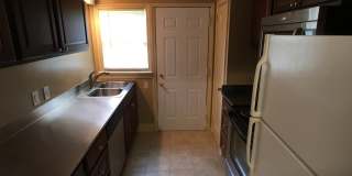 124 Orange Street- 2 bed 1 bath REMODELED Gallery 8