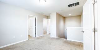 Spacious 4-Bedroom Townhome in Harmony – A Perfect Blend of Nature & Comfort! Gallery 21