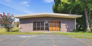 1315 Ruth Street Gallery 1