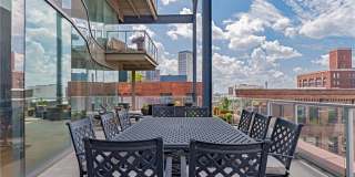 701 W Lakeside Avenue Gallery 20