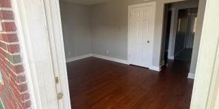Adorable 1 Bedroom home Fountain Square Gallery 10