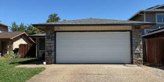 Chico 3 bed 2 bath home for rent, convenient location, neighborhood setting Garage, back yard Gallery 1