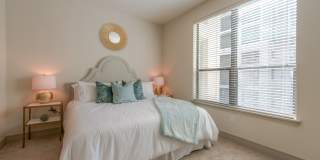 The Hamilton Gallery 6