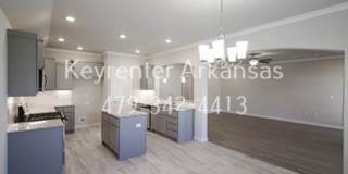 Come check out this Riverwood home in Lowell! Gallery 10